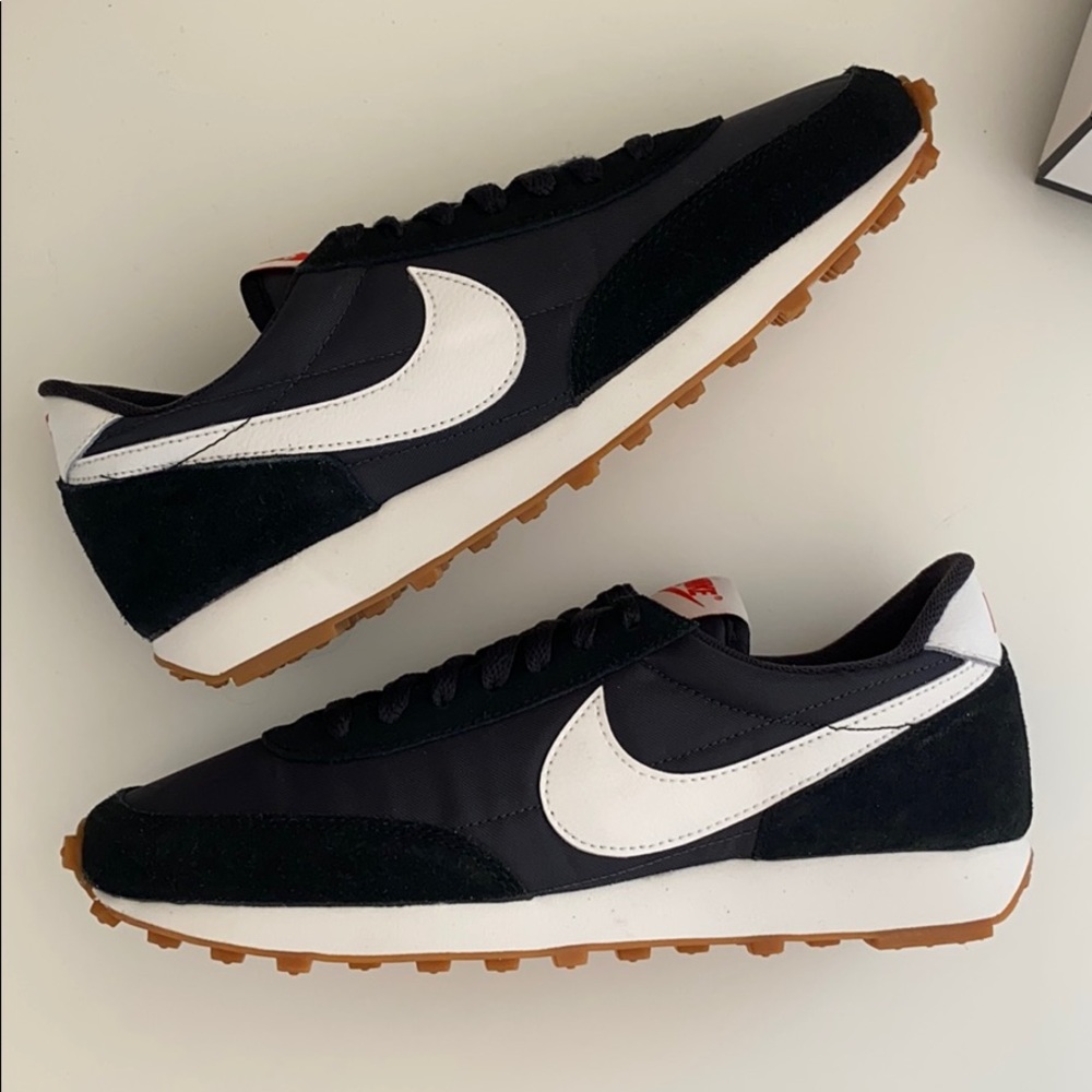 NEW Nike daybreak black suede shoes - Picture 2 of 8
